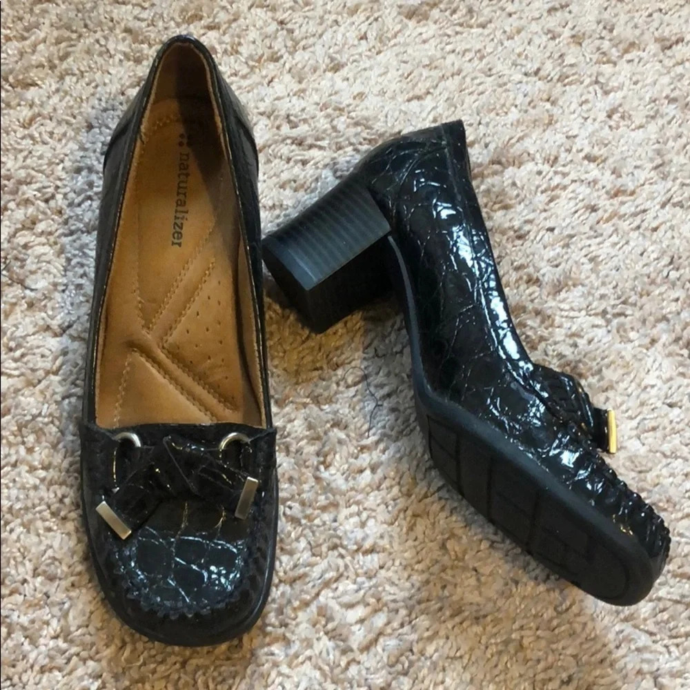 Naturalized Clogs